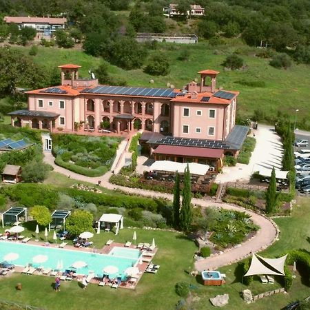 Saturnia Tuscany Hotel Manciano Esterno foto