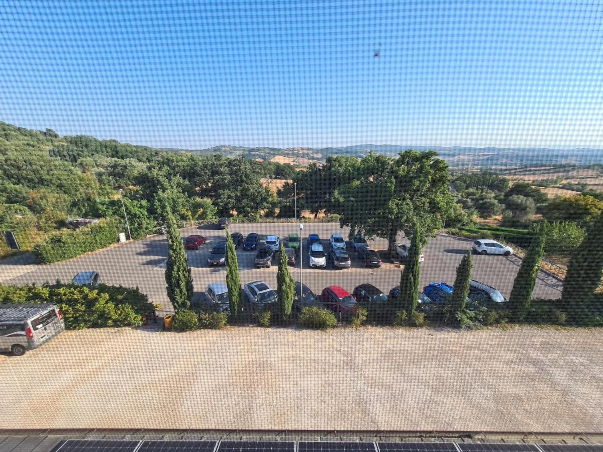 Saturnia Tuscany Hotel Manciano Esterno foto