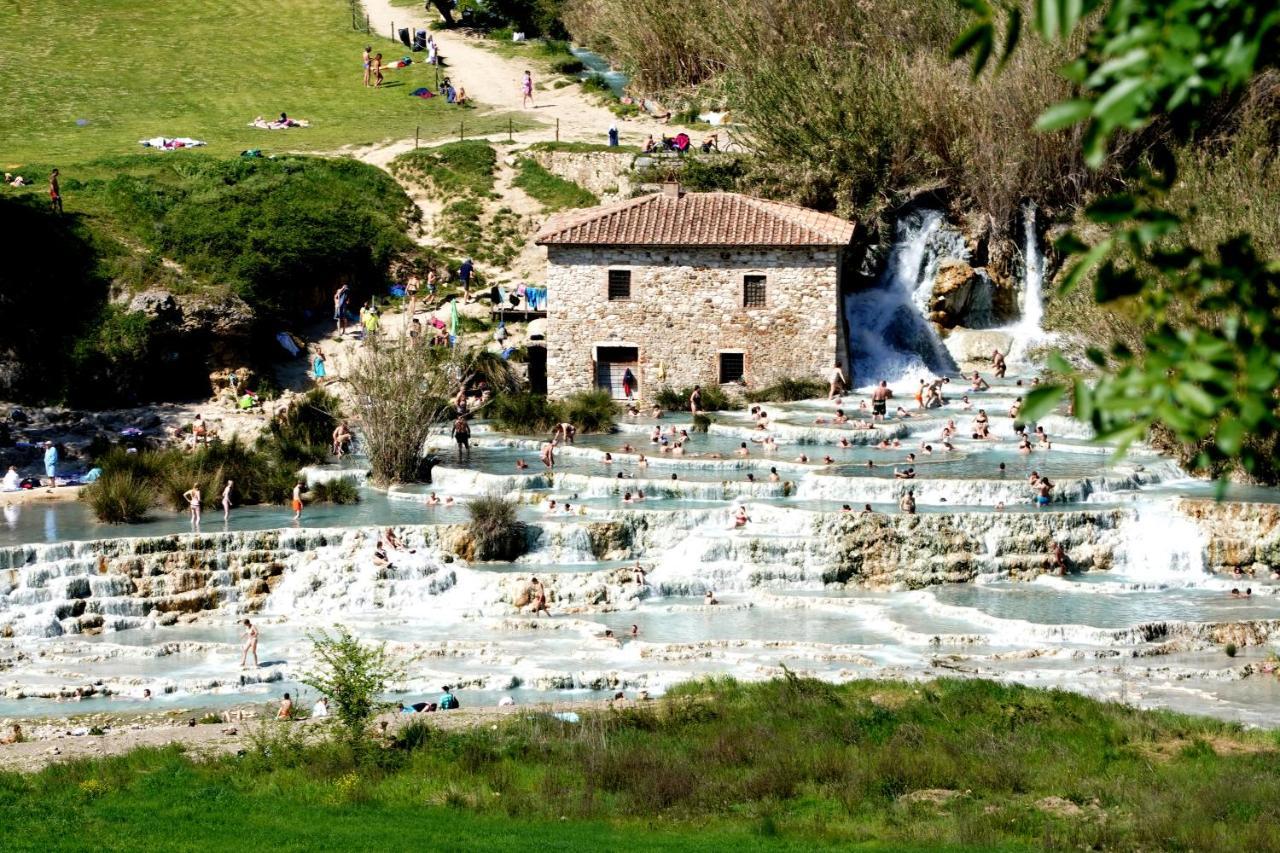 Saturnia Tuscany Hotel Manciano Esterno foto
