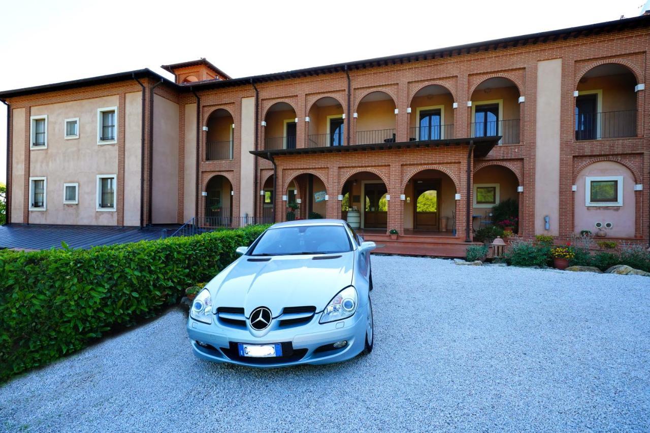 Saturnia Tuscany Hotel Manciano Esterno foto