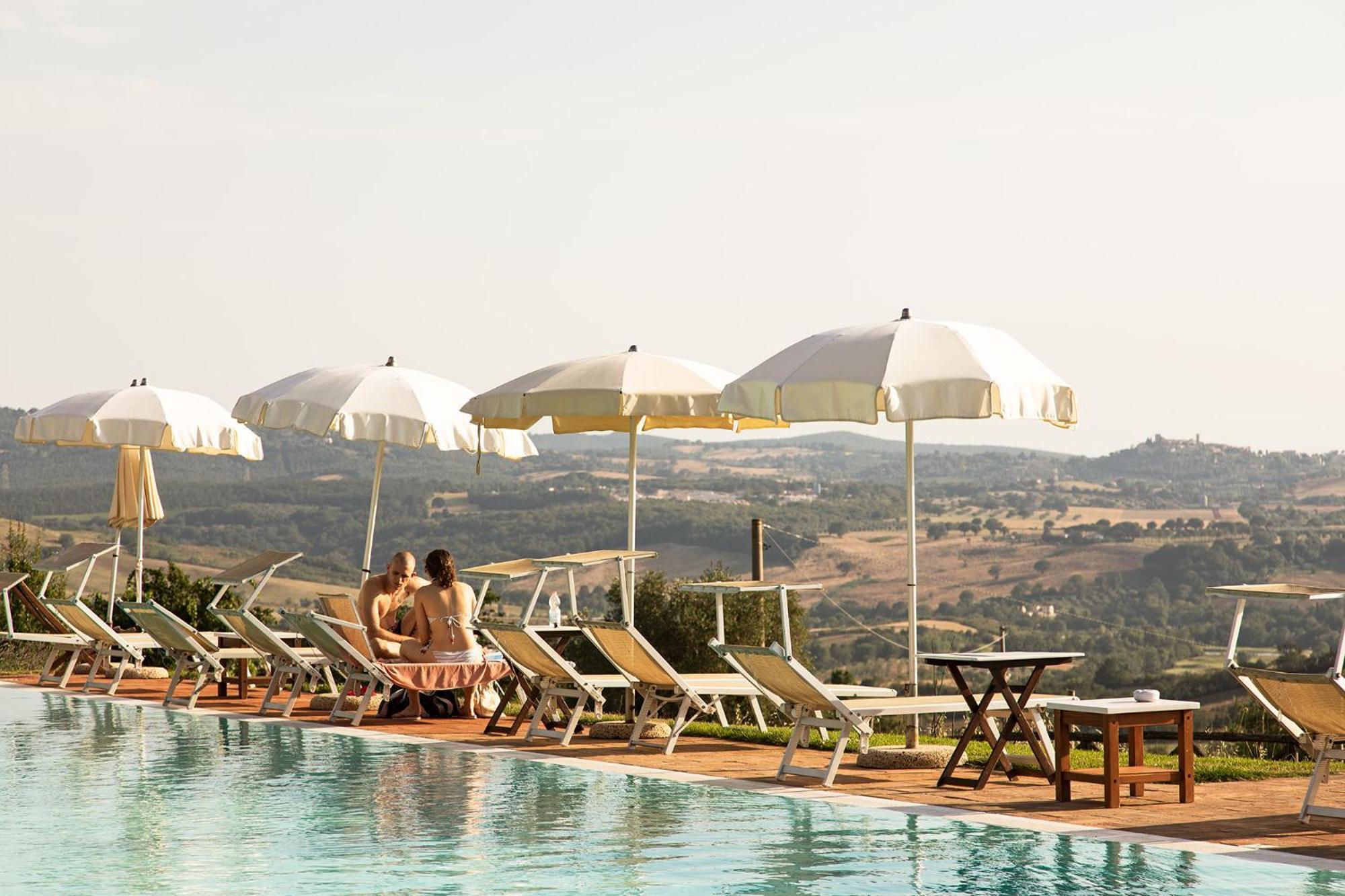 Saturnia Tuscany Hotel Manciano Esterno foto