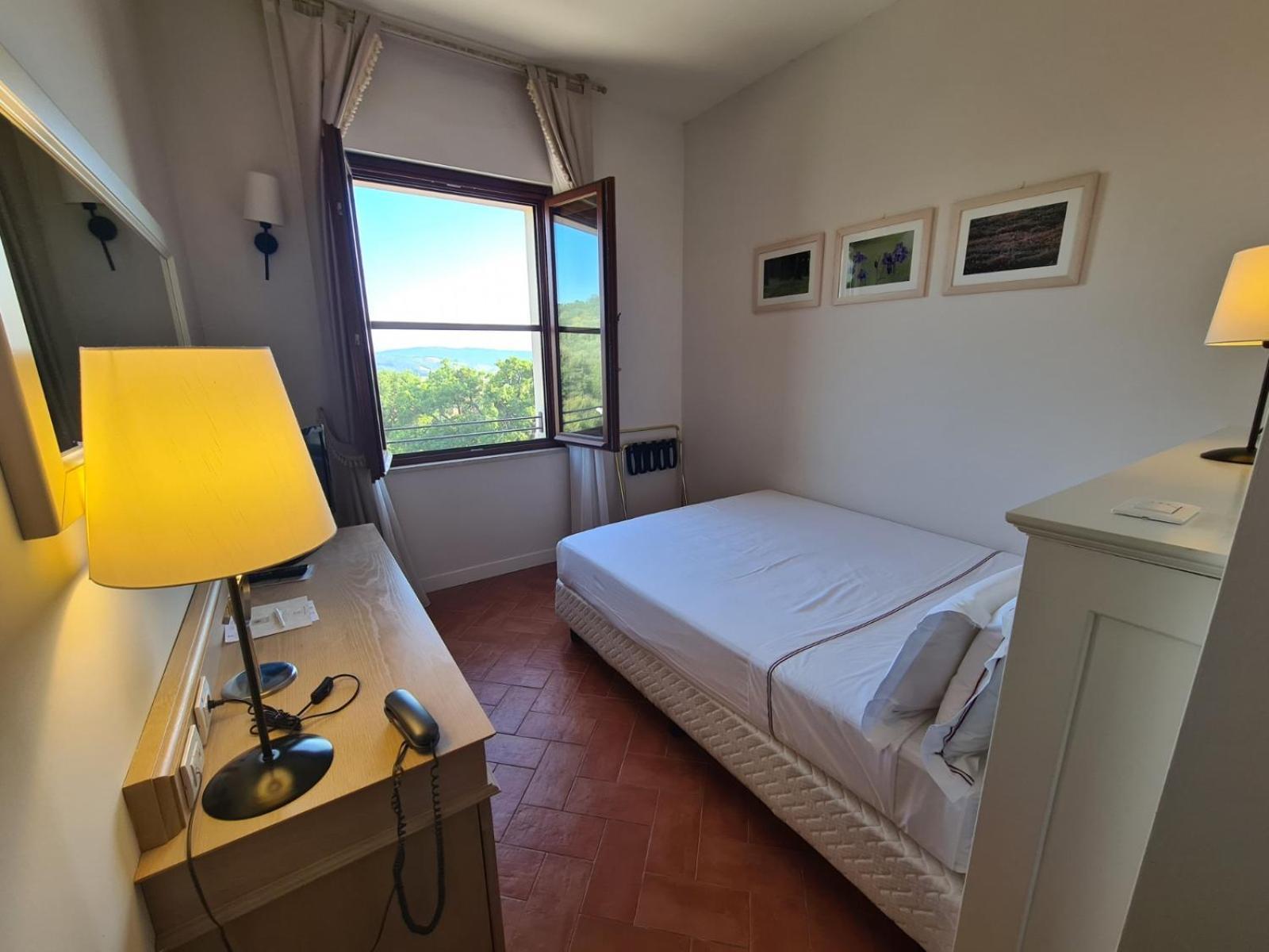 Saturnia Tuscany Hotel Manciano Esterno foto