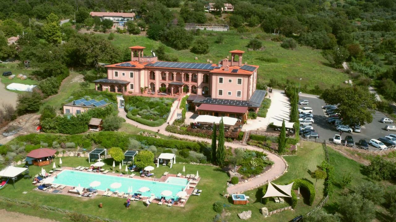 Saturnia Tuscany Hotel Manciano Esterno foto